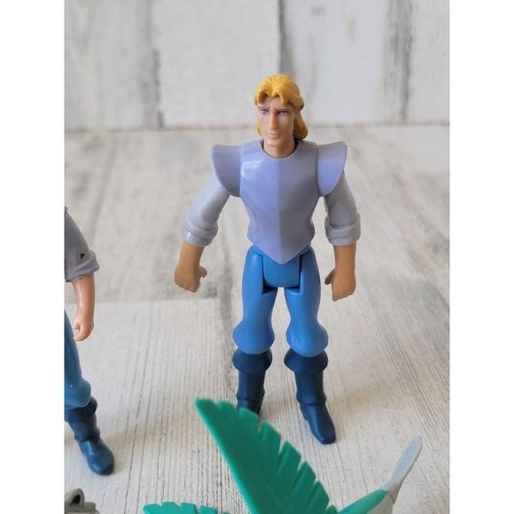 Pocahontas Captain John Smith Miko flit toy figure Disney playset - Picture 4 of 10